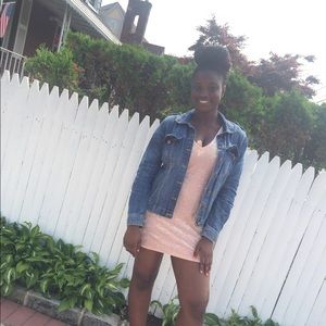 Meet your Posher, Sanai